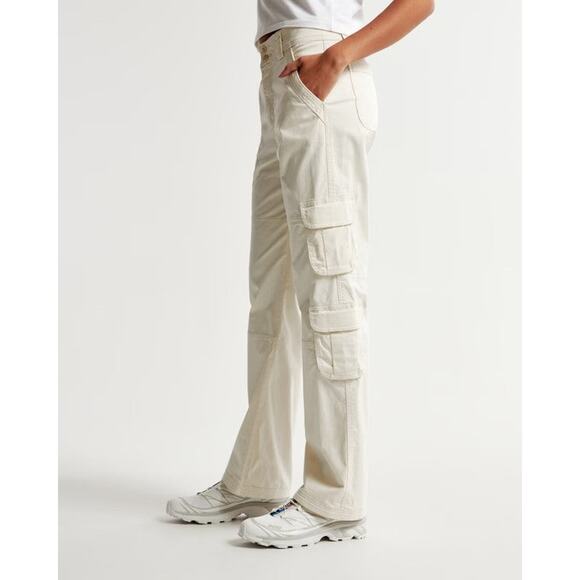 Abercrombie & Fitch Curve Love Relaxed Cargo Pant - 24 Short - Picture 6 of 7